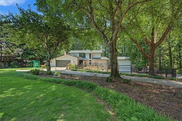 3595 Canon Creek Drive, Cumming, GA 30041