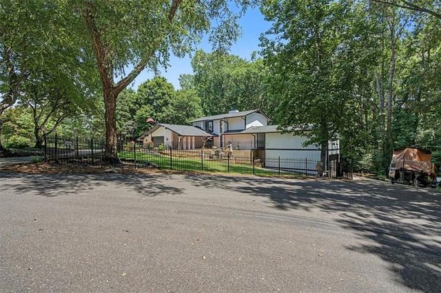 3595 Canon Creek Drive, Cumming, GA 30041