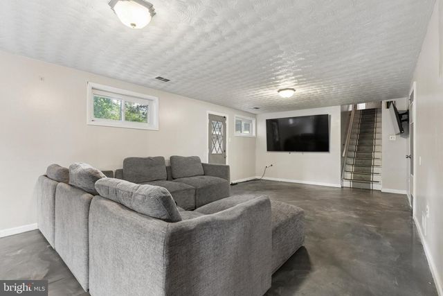 5006 RAYBURN CT, Temple Hills, MD 20748