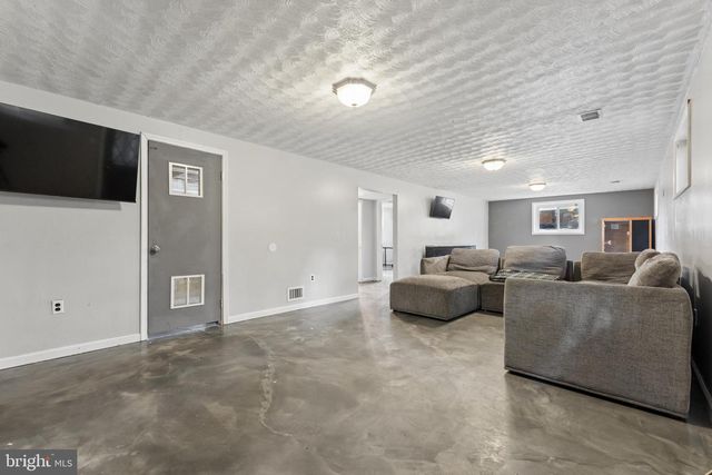 5006 RAYBURN CT, Temple Hills, MD 20748