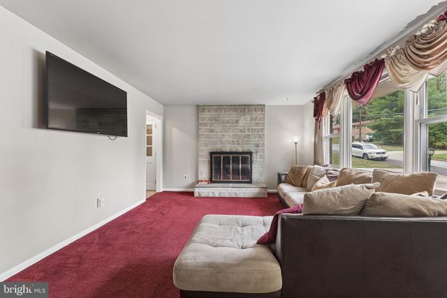 5006 RAYBURN CT, Temple Hills, MD 20748