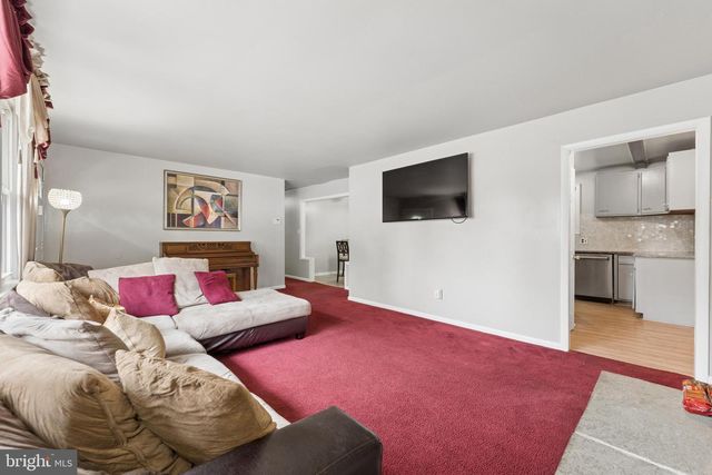 5006 RAYBURN CT, Temple Hills, MD 20748