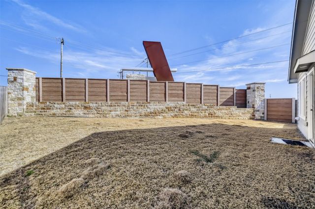 100 Burt Rainey LN, Jarrell, TX 76537