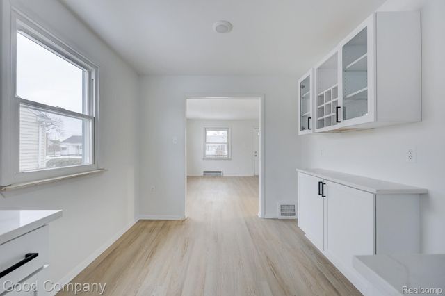 13741 Callender Street, Southgate, MI 48195