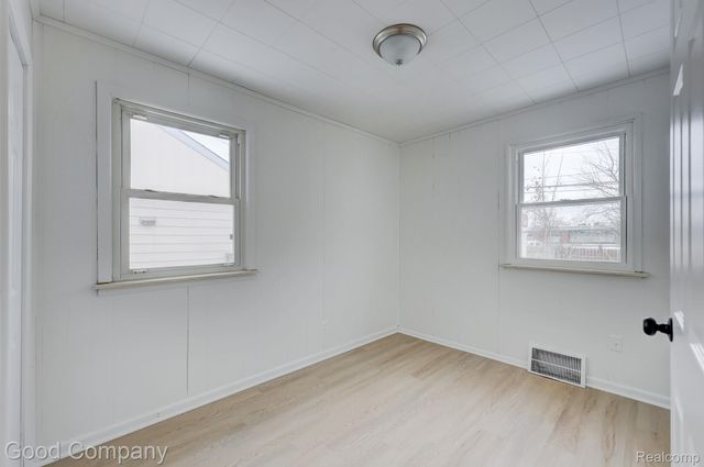 13741 Callender Street, Southgate, MI 48195