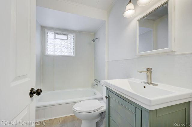 13741 Callender Street, Southgate, MI 48195