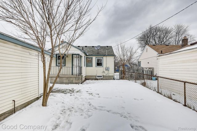 13741 Callender Street, Southgate, MI 48195