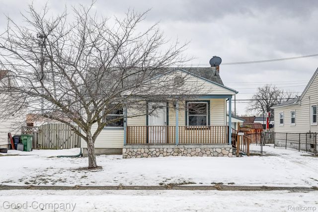 13741 Callender Street, Southgate, MI 48195