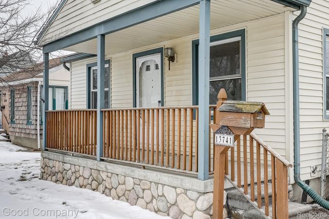 13741 Callender Street, Southgate, MI 48195