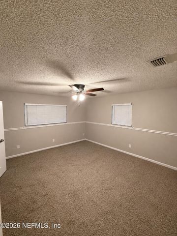 8647 HIPPS Road, Jacksonville, FL 32244