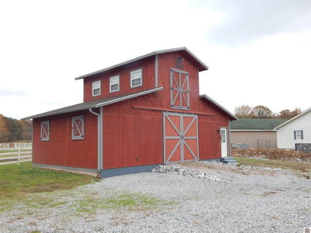 6973 US Highway 641 N, Gilbertsville, KY 42044