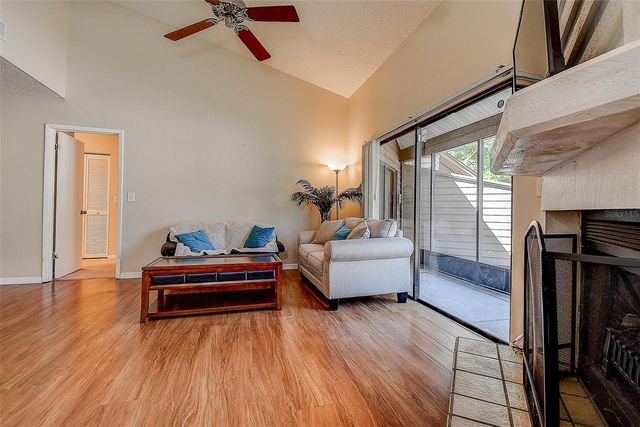 215 LIGHTHOUSE COURT 40215, Safety Harbor, FL 34695