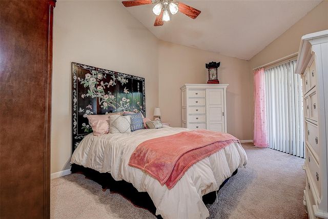 215 LIGHTHOUSE COURT 40215, Safety Harbor, FL 34695