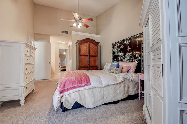 215 LIGHTHOUSE COURT 40215, Safety Harbor, FL 34695