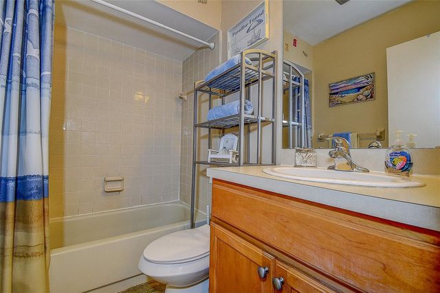 215 LIGHTHOUSE COURT 40215, Safety Harbor, FL 34695