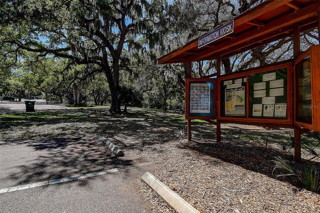 215 LIGHTHOUSE COURT 40215, Safety Harbor, FL 34695