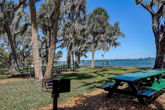 215 LIGHTHOUSE COURT 40215, Safety Harbor, FL 34695