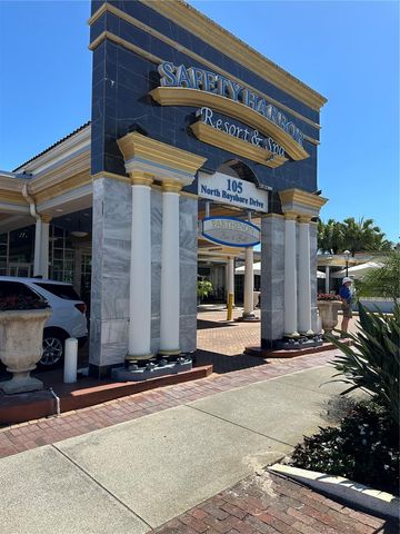 215 LIGHTHOUSE COURT 40215, Safety Harbor, FL 34695