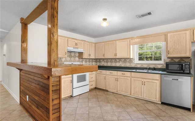 1595 Forest Island Drive NE, Townsend, GA 31331