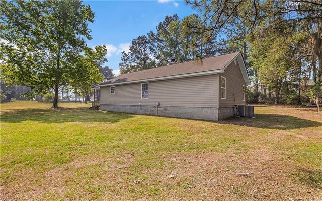 1595 Forest Island Drive NE, Townsend, GA 31331