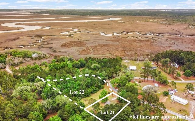 1595 Forest Island Drive NE, Townsend, GA 31331