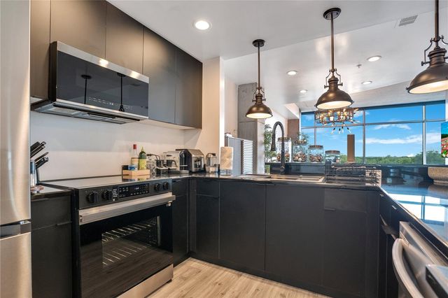 525 E JACKSON STREET 604, Orlando, FL 32801