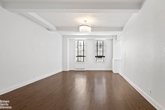 333 W 56th St Apt 6M, New York City, NY 10019