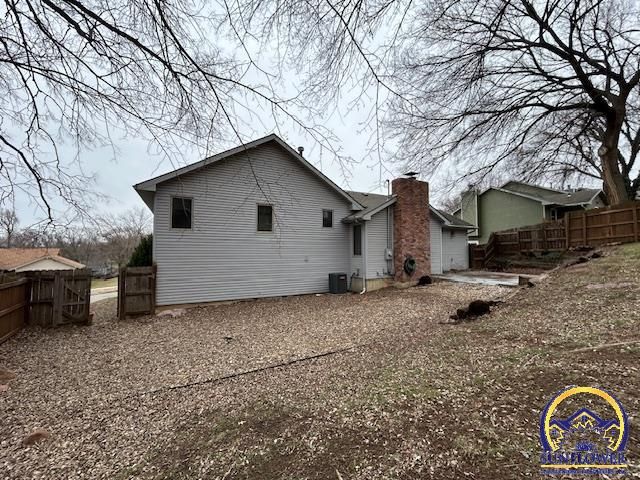 3776 SW Deer Trail DR, Topeka, KS 66610