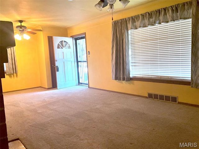 2301 Woodlawn Avenue, Granite City, IL 62040