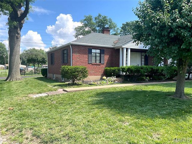 2301 Woodlawn Avenue, Granite City, IL 62040