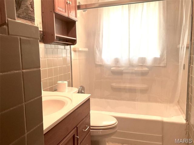 2301 Woodlawn Avenue, Granite City, IL 62040