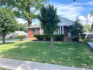 2301 Woodlawn Avenue, Granite City, IL 62040