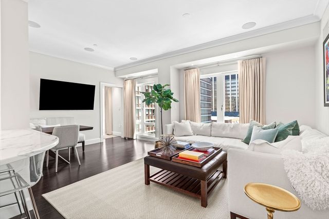 778 Boylston St 8E, Boston, MA 02199