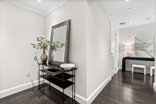 778 Boylston St 8E, Boston, MA 02199