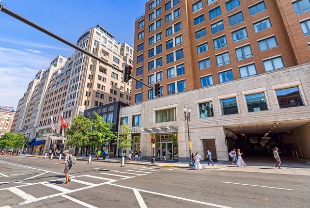 778 Boylston St 8E, Boston, MA 02199