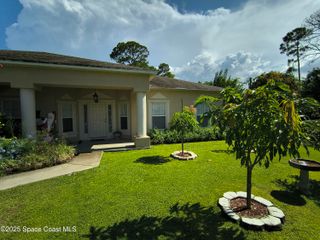 200 Delmonico Street NE, Palm Bay, FL 32907