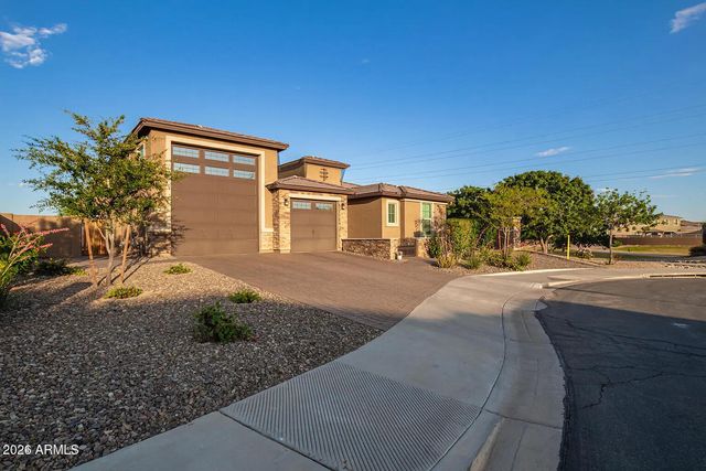 3161 S 183RD Drive, Goodyear, AZ 85338