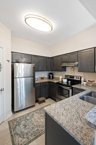 700 Daniel Ellis Drive 12104, Charleston, SC 29412