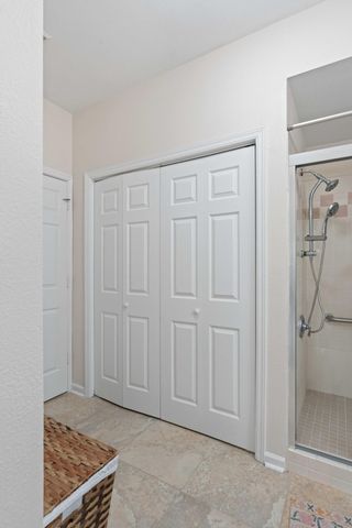 700 Daniel Ellis Drive 12104, Charleston, SC 29412