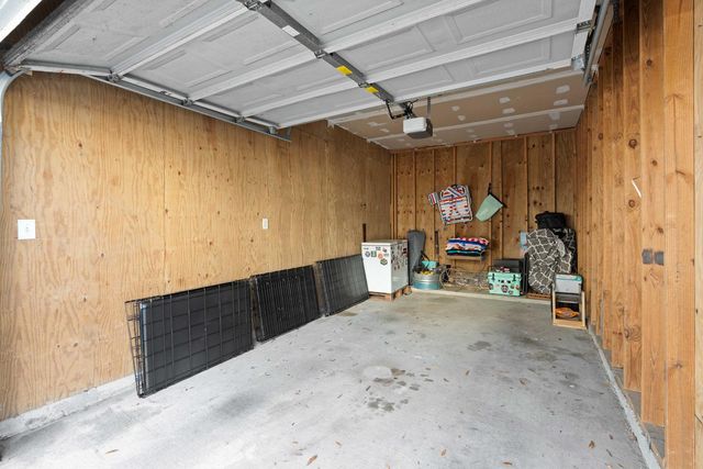 700 Daniel Ellis Drive 12104, Charleston, SC 29412