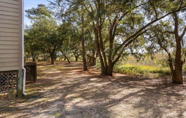 700 Daniel Ellis Drive 12104, Charleston, SC 29412