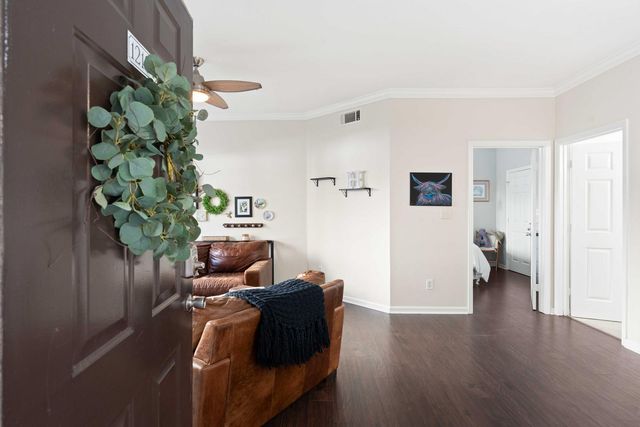 700 Daniel Ellis Drive 12104, Charleston, SC 29412