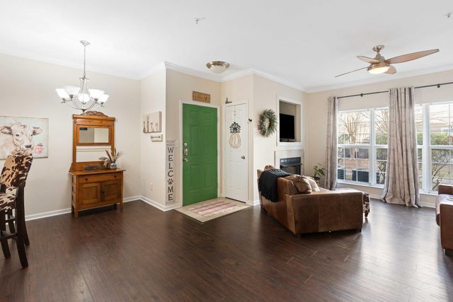 700 Daniel Ellis Drive 12104, Charleston, SC 29412