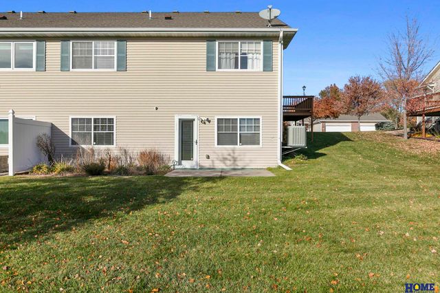 7533 Hamann Meadows Place, Lincoln, NE 68506