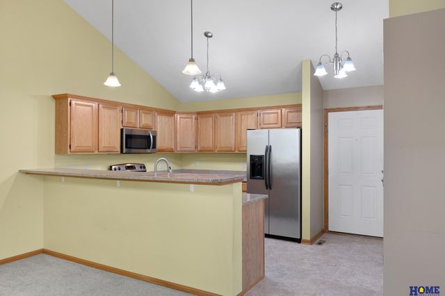 7533 Hamann Meadows Place, Lincoln, NE 68506