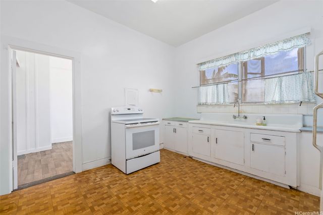 3115 Makini Street, Honolulu, HI 96815