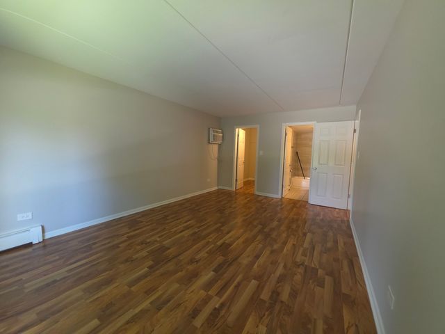 1675 Kiowa Circle 103, Naperville, IL 60565