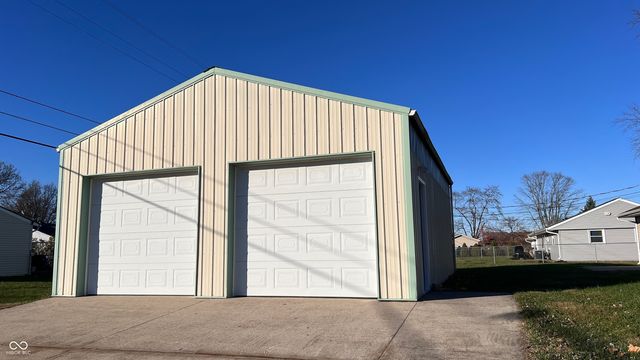 120 Lind Drive, Edinburgh, IN 46124