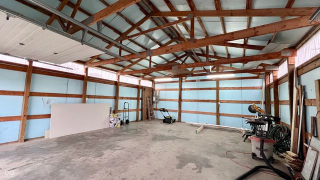 120 Lind Drive, Edinburgh, IN 46124