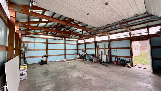 120 Lind Drive, Edinburgh, IN 46124